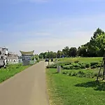Donaublick Mit Terrasse
