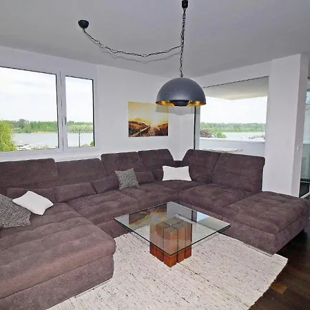 Donaublick Mit Terrasse Appartement