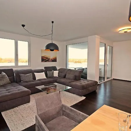 Apartment Donaublick Mit Terrasse