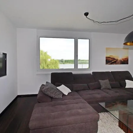 Apartment Donaublick Mit Terrasse Tulln An Der Donau