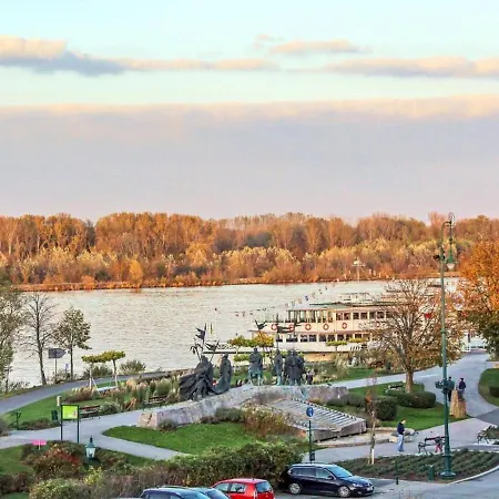Donaublick Mit Terrasse Tulln An Der Donau