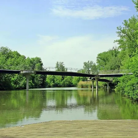Donaublick Mit Terrasse