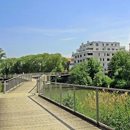 Donaublick Mit Terrasse