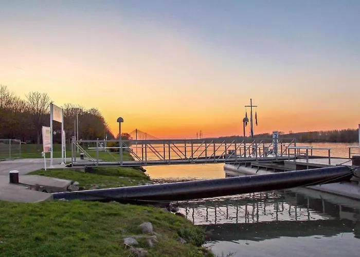 Donaublick Mit Terrasse Apartamento