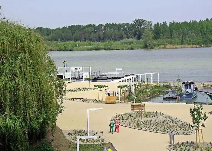 Donaublick Mit Terrasse