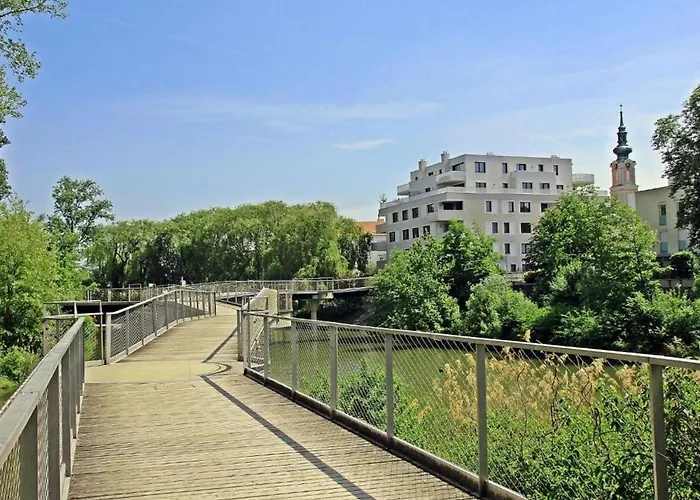 Donaublick Mit Terrasse